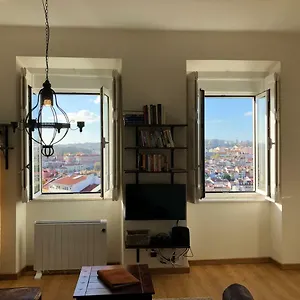 The Hilltop Nest Apartment